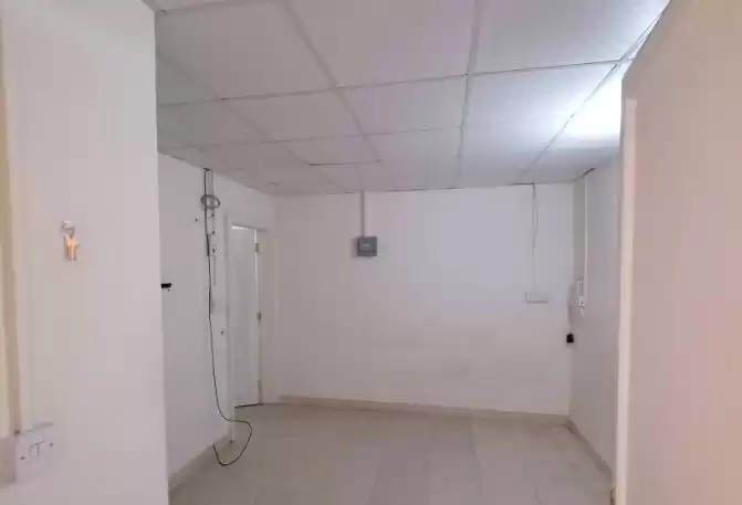 Résidentiel Propriété prête 1 chambre U / f Appartement  a louer au Al-Sadd , Doha #15697 - 1  image 